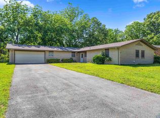 1815 Buckner Dr, Longview, TX 75604