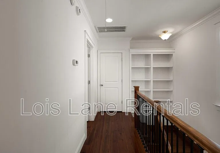 261 Coming St — Photo 4