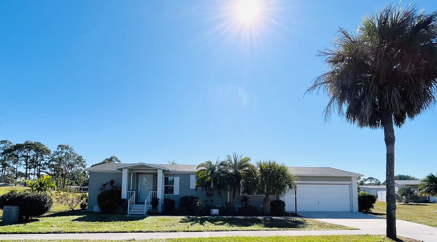 1006 Pine Lakes Blvd #8-M