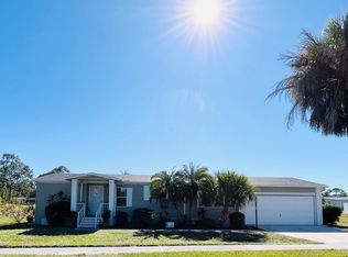 1006 Pine Lakes Blvd #8-M, North Fort Myers, FL 33903