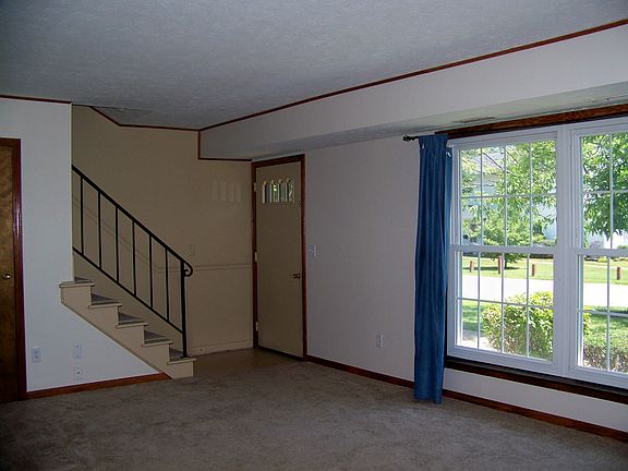 2nd image of 3078 Princeton Dr Unit 3078