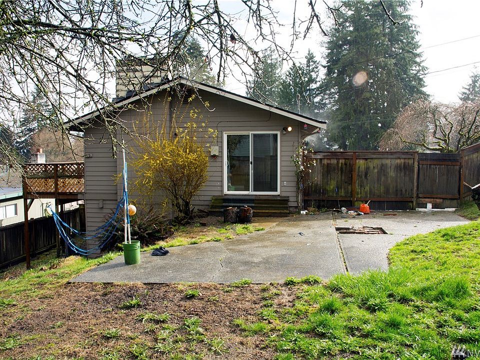 1st image of 3231 176th St SW