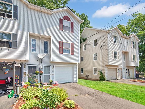 3rd image of 635 Osgood Ave