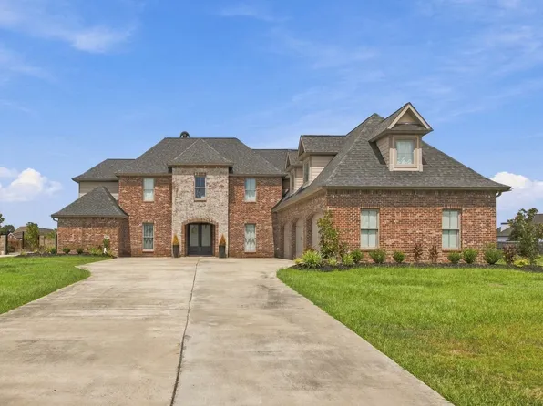 3720 Inwood Dr, Lake Charles, LA 70605