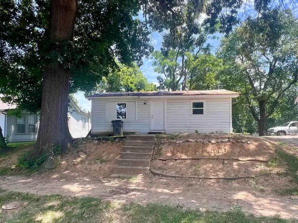 713 N Gentry St, Paragould, AR 72450