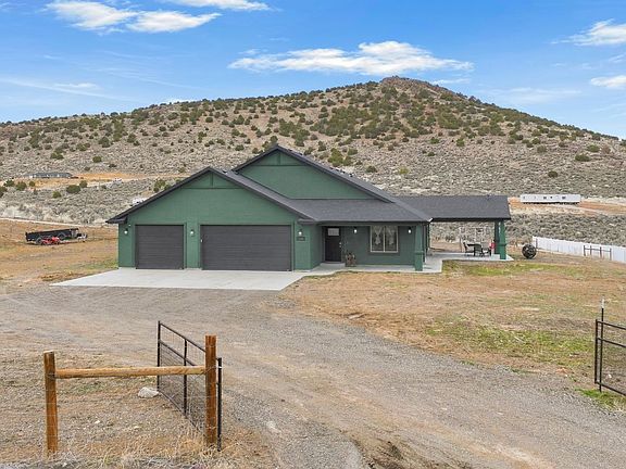 2nd image of 873 Lovelock St