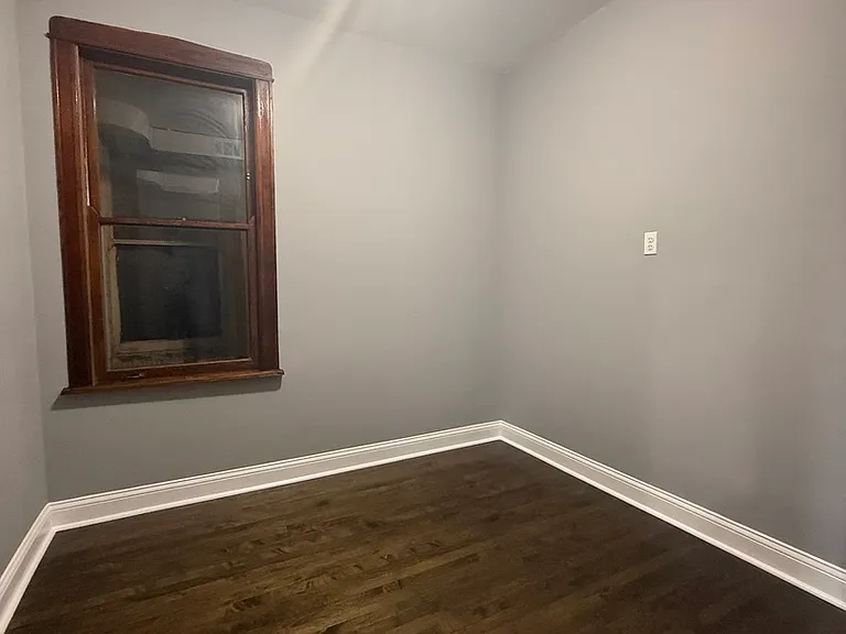 5714 W Cermak Rd #2E — Photo 7