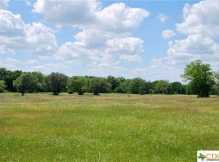 2792 County Road 397, Moulton, TX 77975