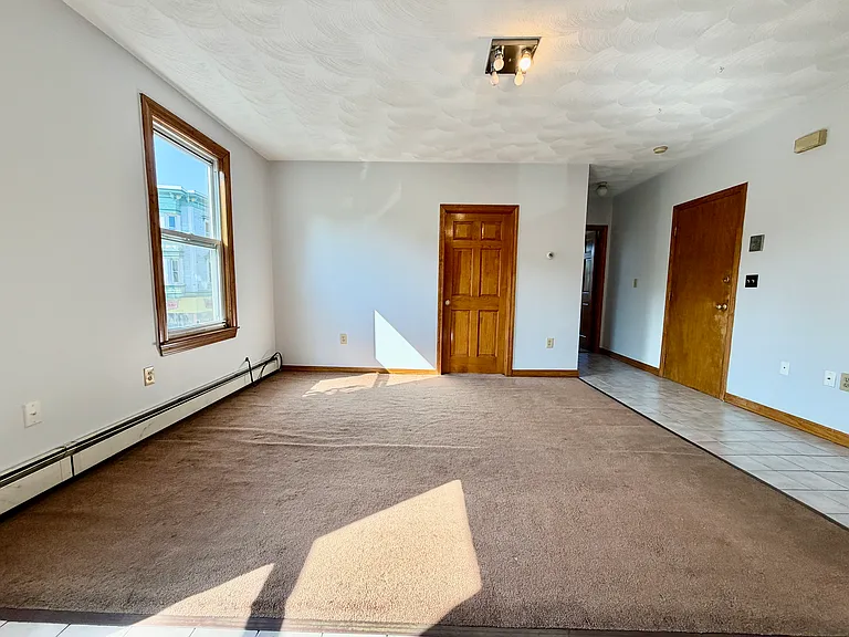 1236 Cambridge St #2R — Photo 5