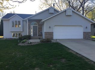 711 Walnut St, Mantorville, MN 55955