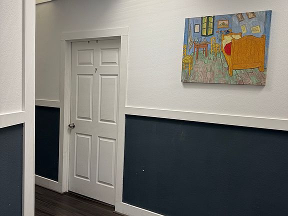 5th image of 1723 Eldridge Ave