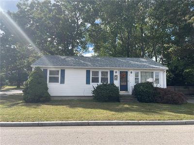 75 Brook Ave E, Riverside, RI, 02915