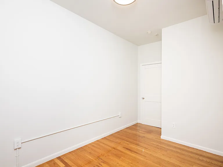 181 Saint Botolph St #5 — Photo 2