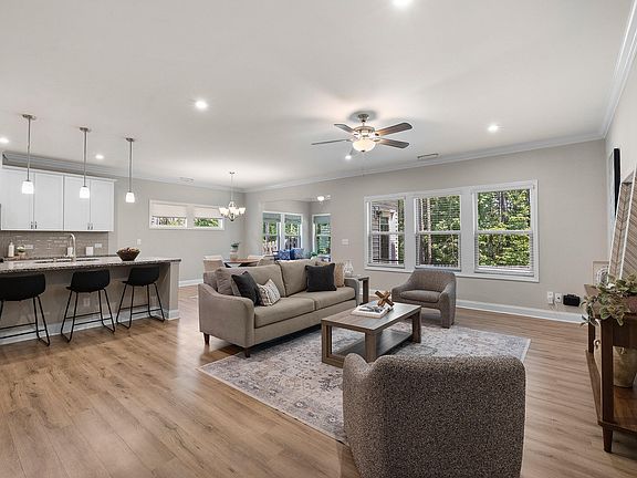 2nd image of 1021 Talbot Pl