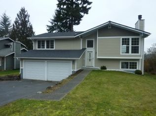 2933 Maple Crest Ln SE, Pt Orchard, WA 98366