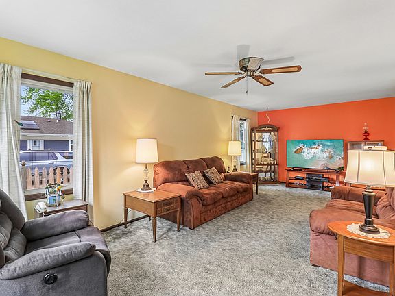 5th image of 1512 Elm Ave