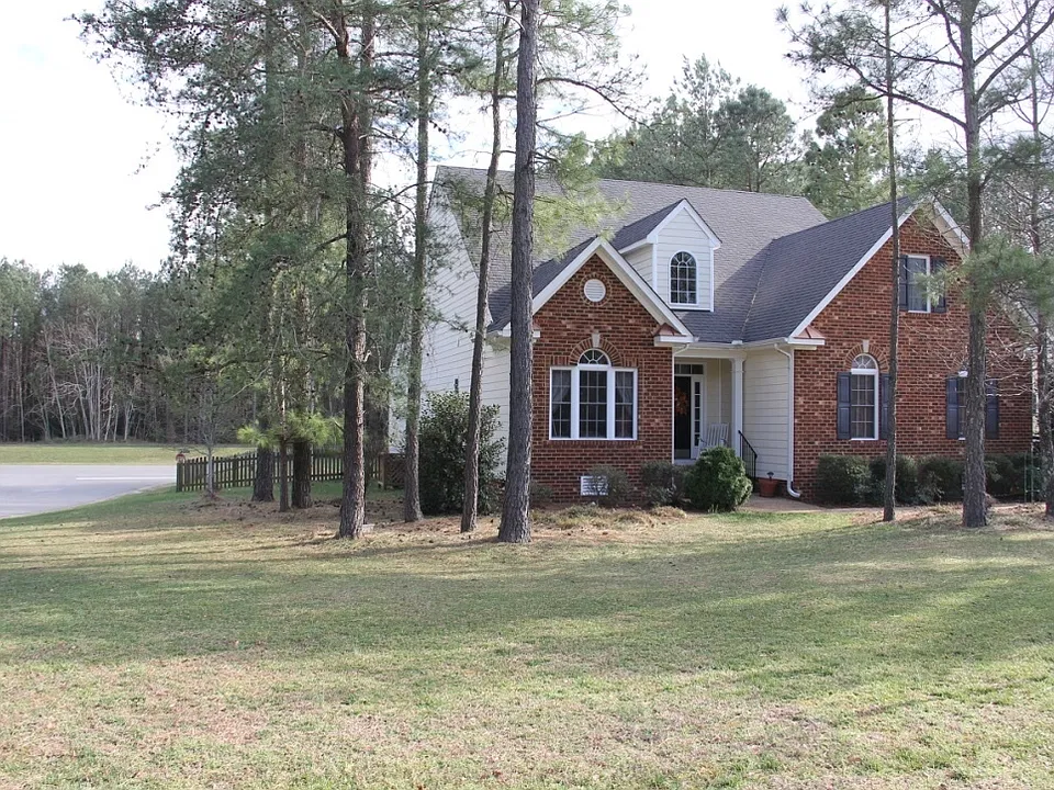 11631 Winding River Rd