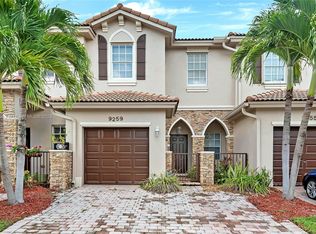 9259 SW 219th St, Cutler Bay, FL 33190
