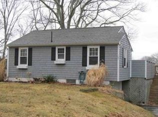109 Beach Plum Rd, Narragansett, RI 02882