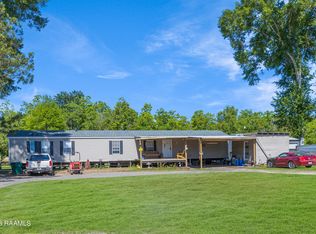 809 N Walter Dr, Erath, LA 70533