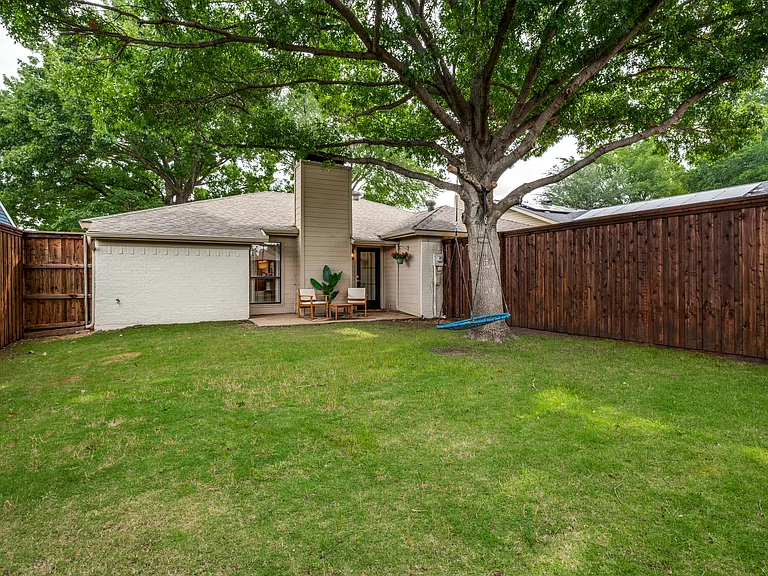 8181 Willow Creek Dr — Photo 25