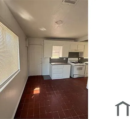 5 bed, 1500 sqft, $1,500 — Photo 3