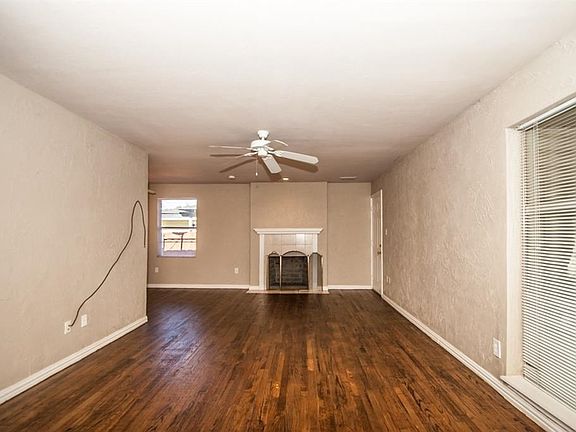 4th image of 702 Palmer Pl