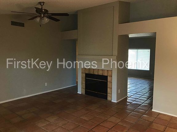 4th image of 8944 W Palo Verde Ave