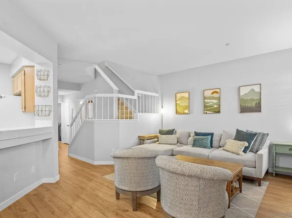 11378 Via Rancho San Diego Unit C, El Cajon, CA 92019