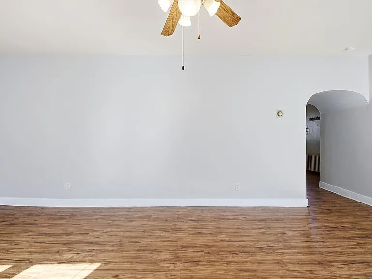 1210 Main Street — Photo 3