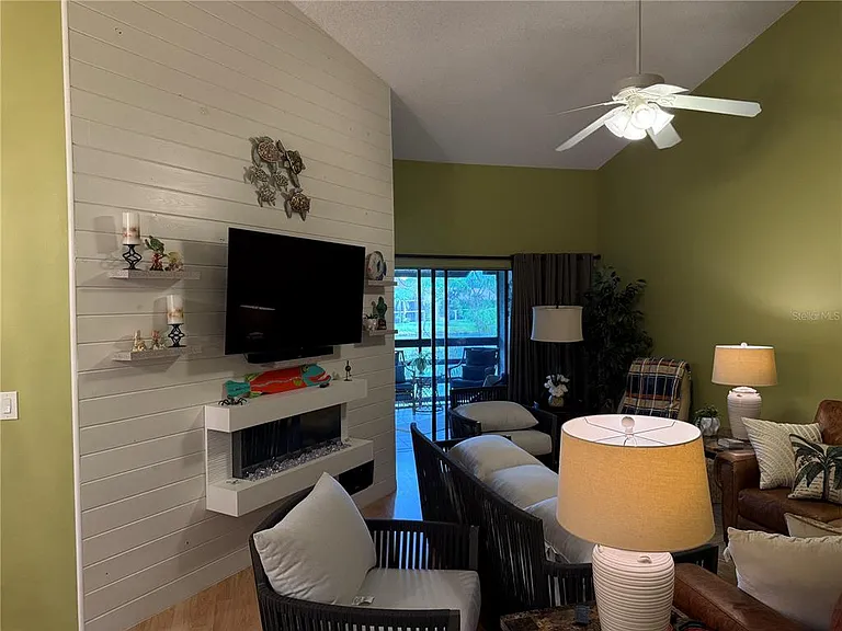 5770 Ashton Lake Dr #8 — Photo 20