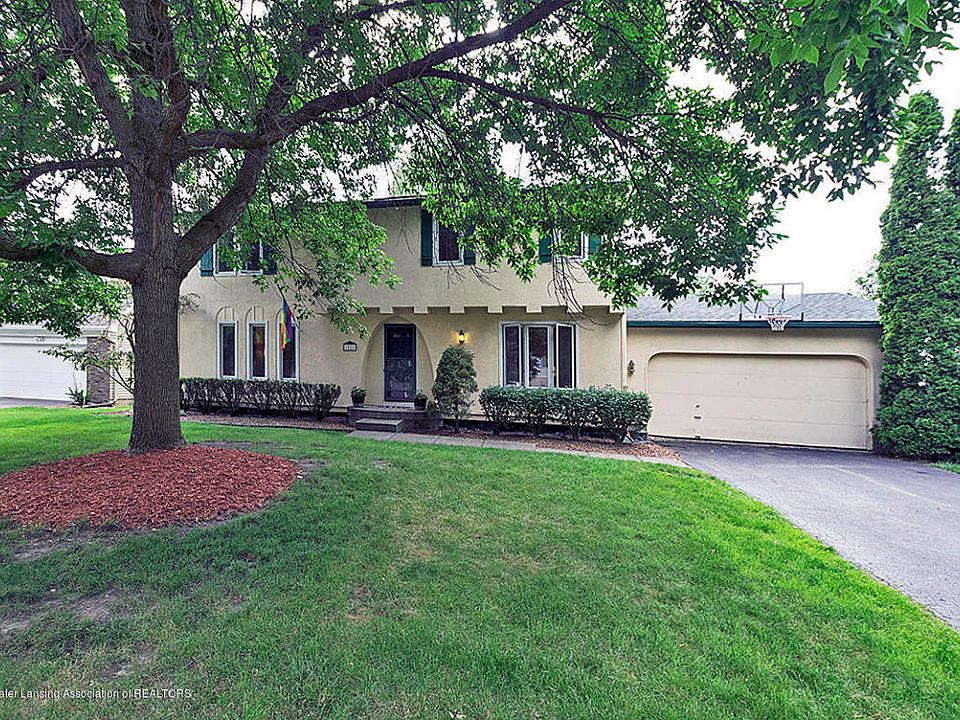 1st image of 1821 Bramble Dr