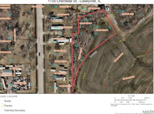 1735 Cherokee Ave, Caseyville, IL 62232
