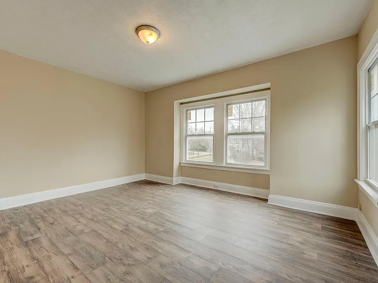 13091 Cedar Rd — Photo 24
