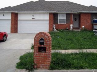 5441 Basswood Ct, Springfield, MO 65802