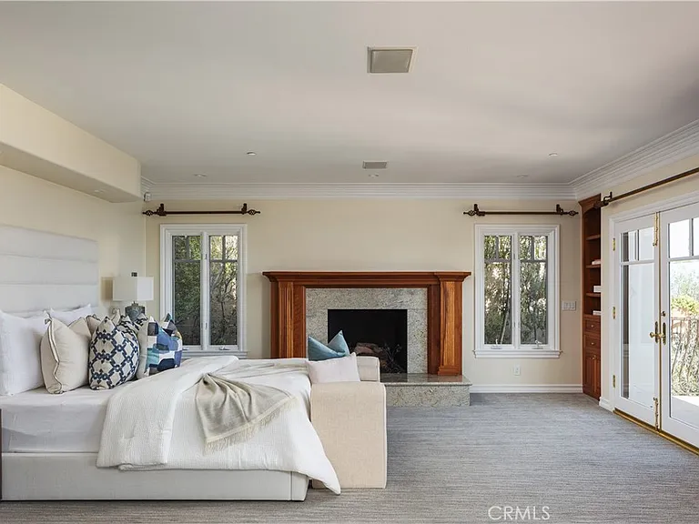 24352 Santa Clara Ave — Photo 16