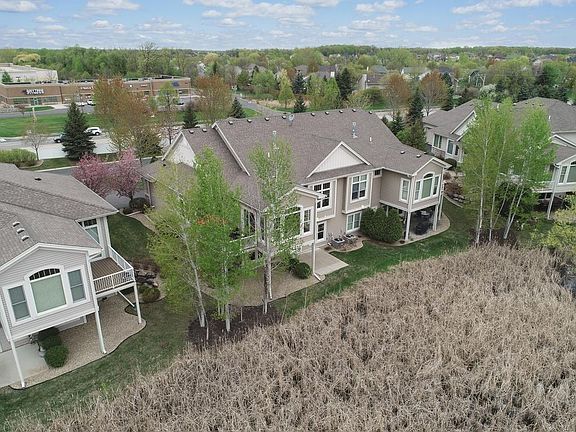 3rd image of 3731 Linden Dr W