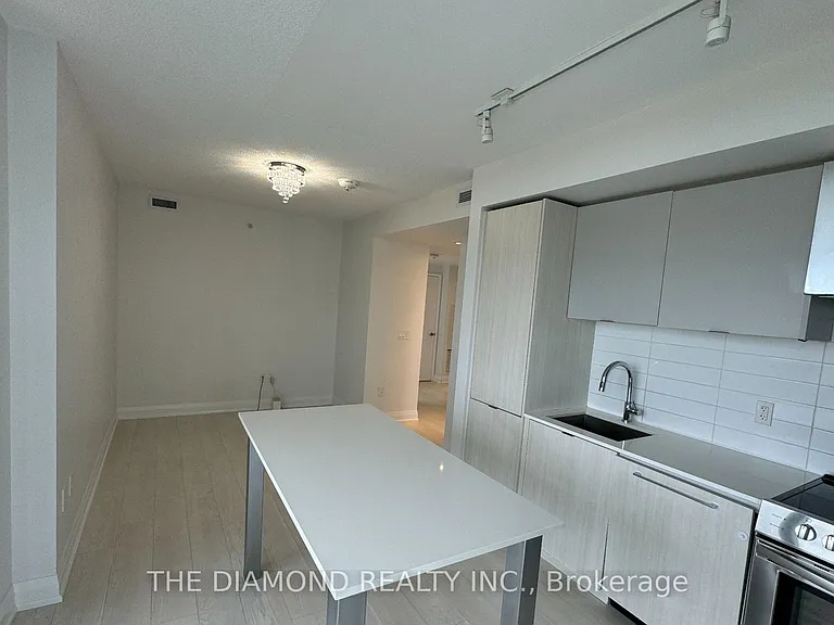 26 Gibbs Rd #830 — Photo 10