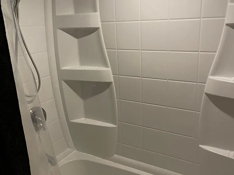 2185 Violet Cir #5 — Photo 10
