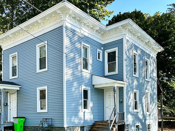 5th image of 84 Ford Ave #1