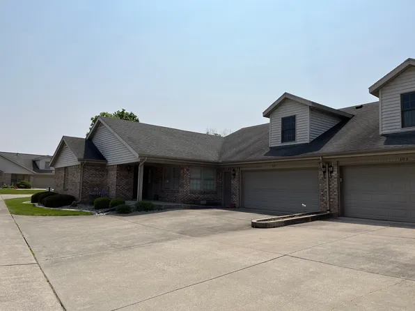 301 Eastfield Dr, Crawfordsville, IN 47933