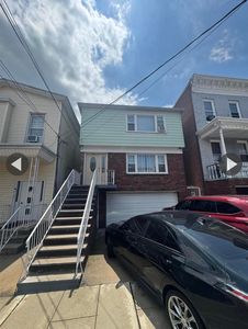 315 22nd St, Union City, NJ, 07087