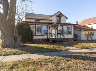 123 N Locust St, Manteno, IL 60950