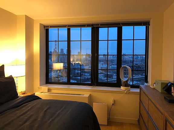 5th image of 4550 Pearson St #14A
