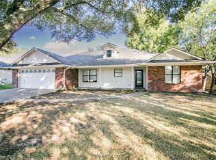 812 Woodson Dr, Caldwell, TX 77836