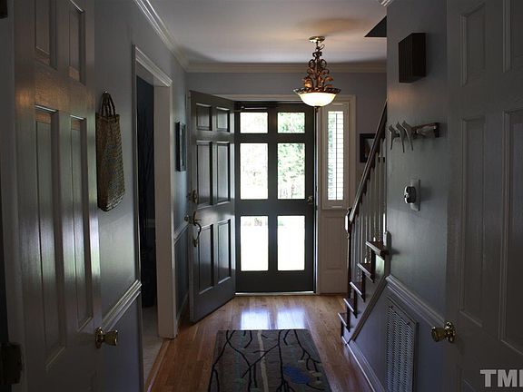 3rd image of 4 Saddlewood Ct
