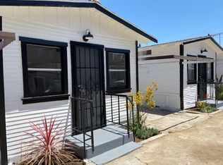 Budlong, Los Angeles, CA 90044