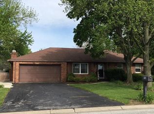 946 Ferndale Ct, Bowling Green, OH 43402