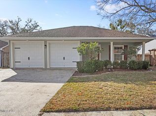971 Bluff Rdg, Biloxi, MS 39532