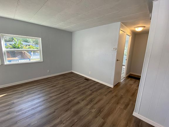 4th image of 5120 68th Way N